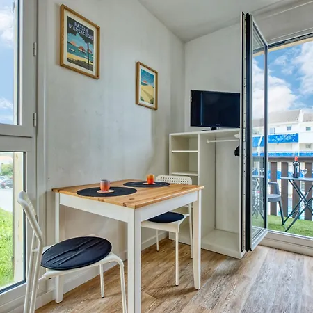 Apartment Les Terrasses De L'atlantique-8 By Interhome